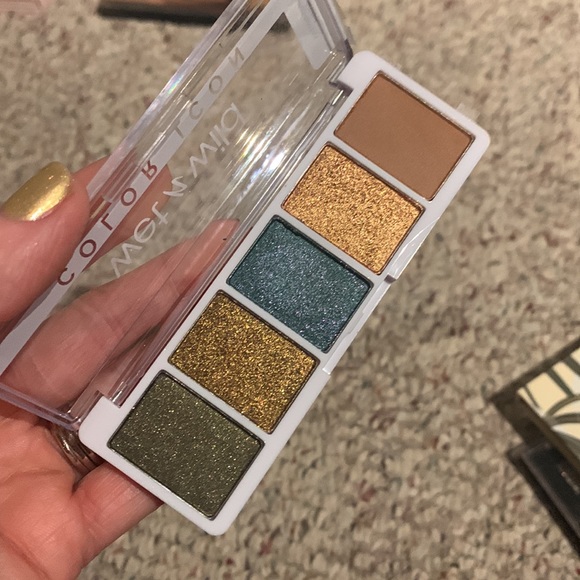 Drugstore eyeshadow Bundle - Picture 4 of 4